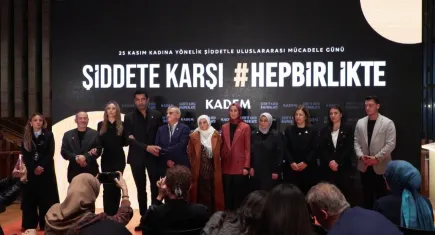 Turuncu noktayla şiddete dur: KADEM’in yeni kampanyası ünlülerle duyuruldu