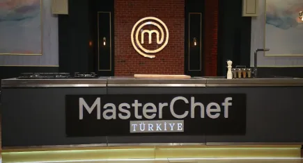 24 Kasım 2025 MasterChef Türkiye’de son düello heyecanı! Kazanan kırmızı takım, peki kaybedenler kimler?