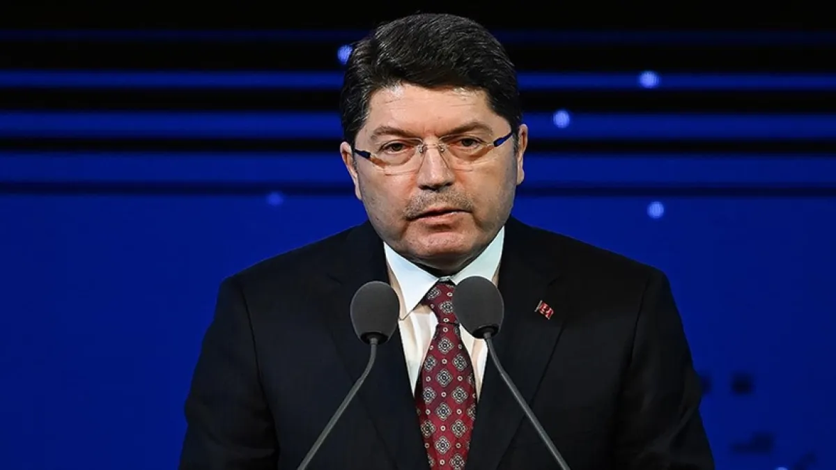 Bakan Tunç'tan muhalefete tepki: Burada kadın üzerinden siyaset yapılmaz haberinin görseli