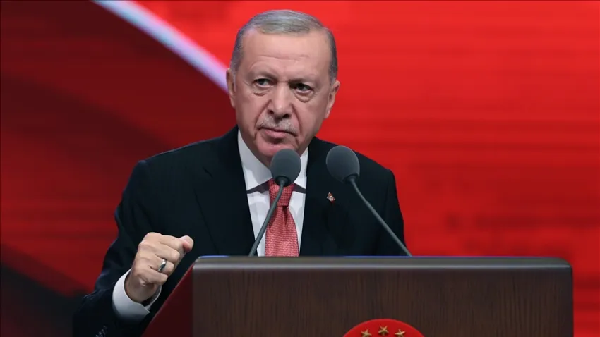 Cumhurbaşkanı Erdoğan’dan Ukrayna Savaşı için kritik İstanbul önerisi: “Doğrudan müzakere hazırız” haberinin görseli