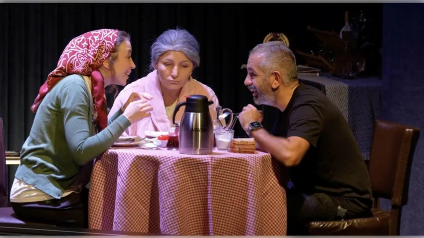 Demans eğitiminde yeni dönem: tiyatro ve VR teknolojisi bir arada haberinin görseli