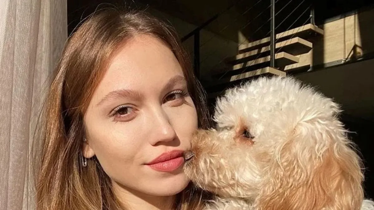 Duygu Özaslan’ın 'bebek mi köpek mi?' sorusuna verdiği yanıt eleştirilmişti: Özaslan açıklama yaptı haberinin görseli