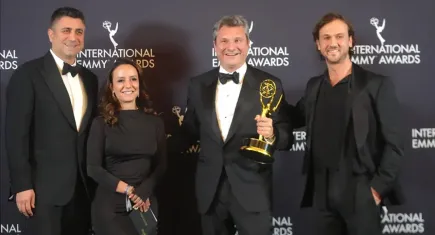 Emmy’de en iyi pembe dizi ödülü Türk yapımı Deha’ya verildi