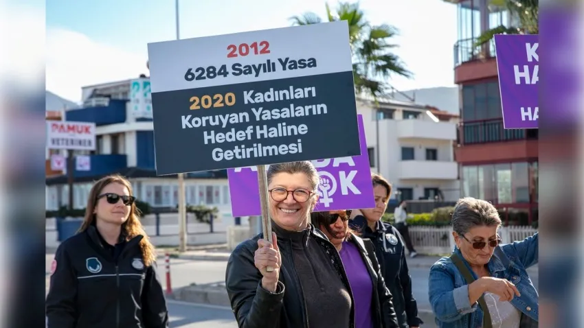 Güzelbahçe kadınlarla şiddete hayır dedi