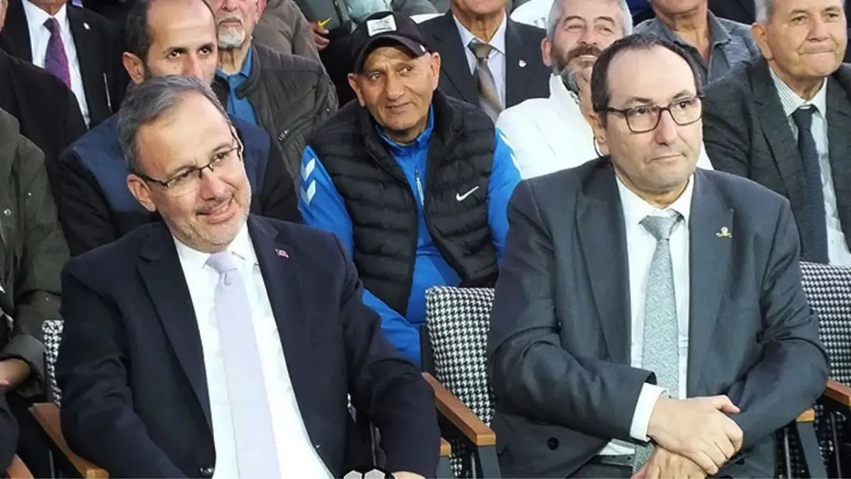 İzmir spor camiası Kasapoğlu ile buluştu haberinin görseli