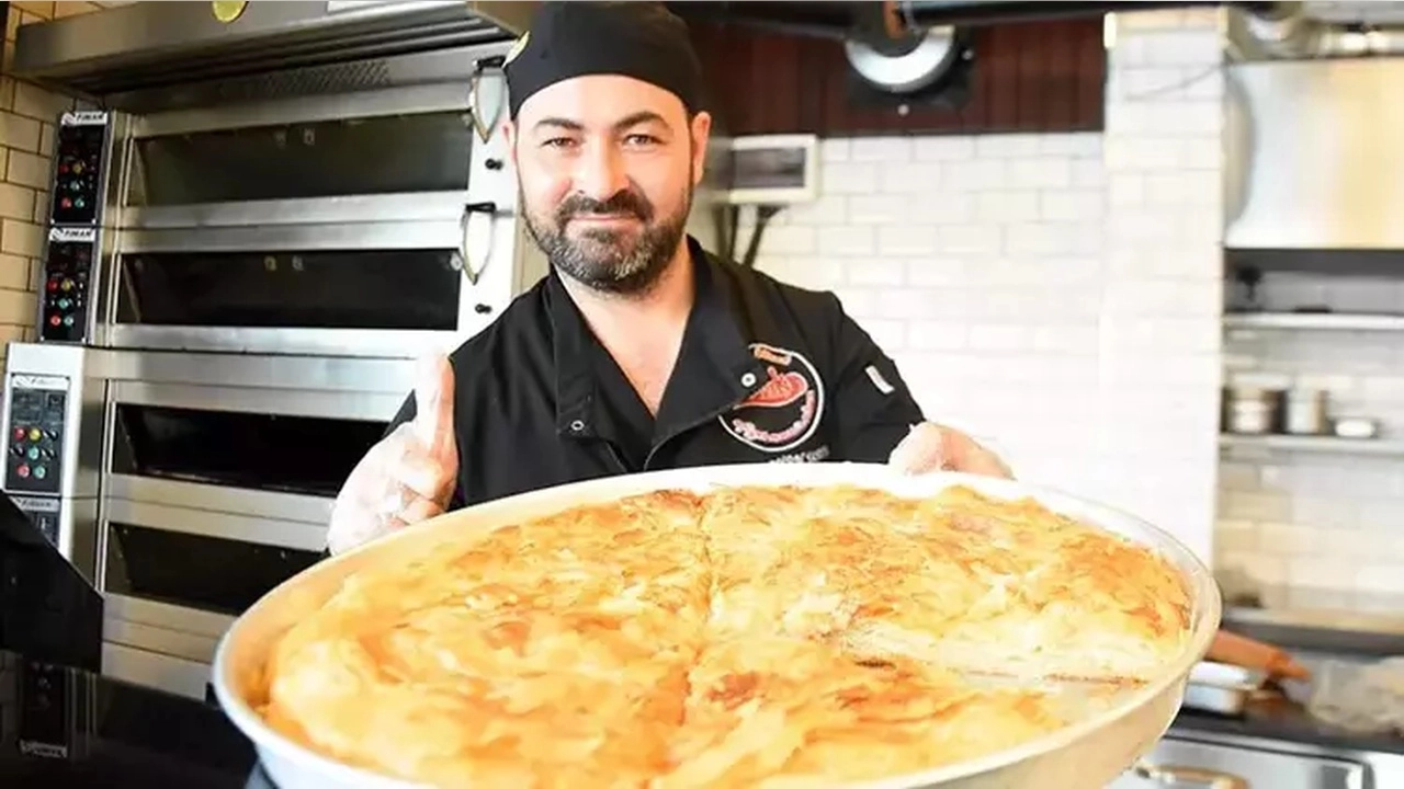 İZMİRLİ USTADAN 2 KİLOLUK DEV BOYOZ SÜRPRİZİ başlıklı video haberin görseli