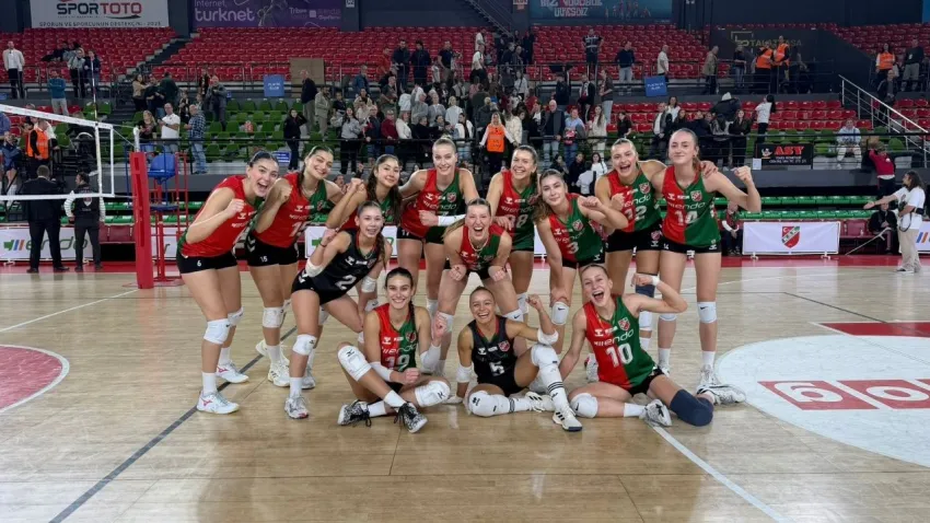 Kaf-Kaf, Fenerbahçe’ye set vermedi