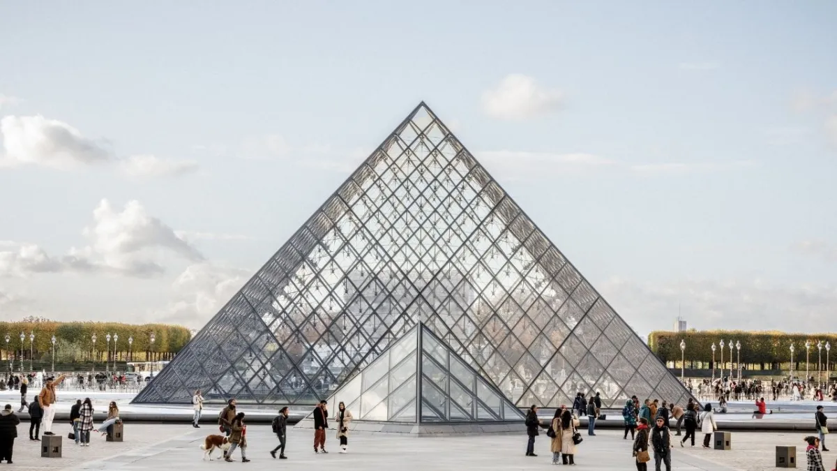 Louvre soygununda büyük gelişme: 4 şüpheli daha tutuklandı haberinin görseli