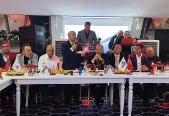 MHP’den İzmir’de dikkat çeken buluşma: “Terör bitsin mi, bitmesin mi?” sorusu gündem oldu