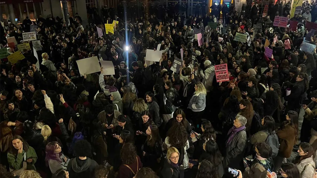 25 Kasım Kadın Platformu: Kadınlar isyanda haberinin görseli