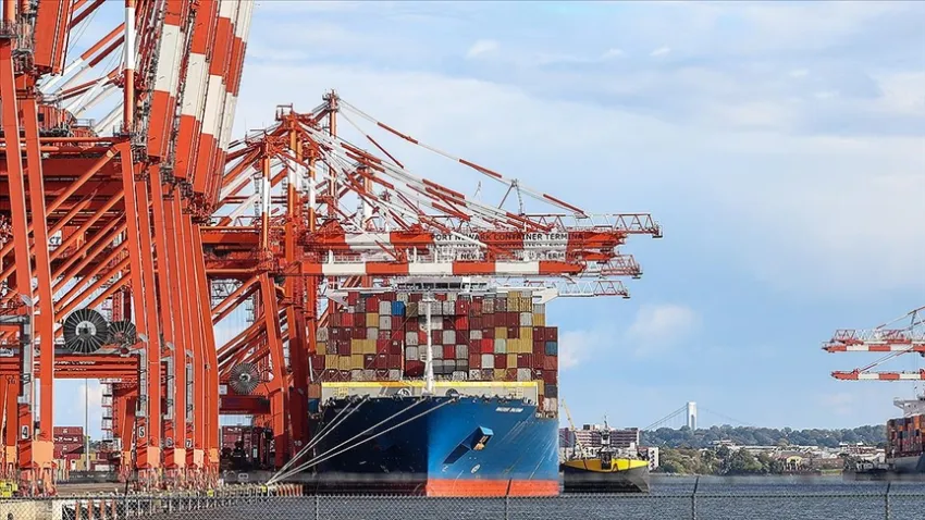 ABD’den Çin’e sürpriz hamle: 178 üründe vergi muafiyeti 2026’ya uzatıldı! haberinin görseli