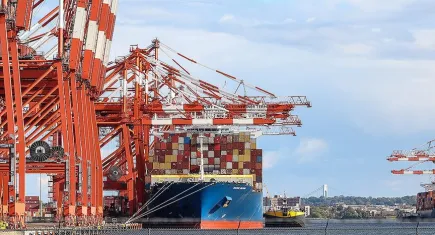 ABD’den Çin’e sürpriz hamle: 178 üründe vergi muafiyeti 2026’ya uzatıldı!