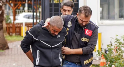 Antalya'da İsrail uyruklu kuzenlerin kavgası kanlı bitti