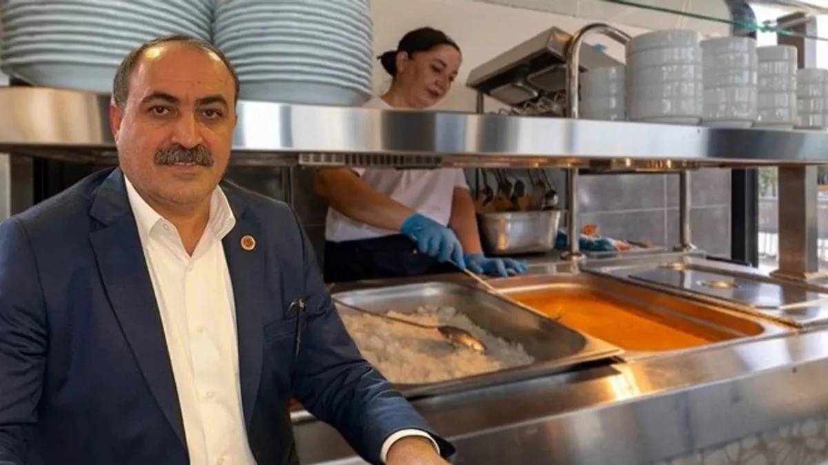 Böcek ailesi olayının medyaya yansıması İzmirli esnafı fena vurdu haberinin görseli