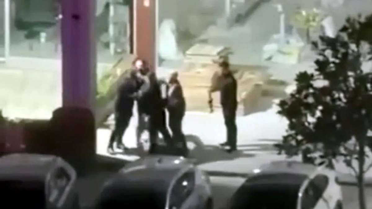 İstanbul'da akılalmaz olay: Hem gasp hem darp! haberinin görseli