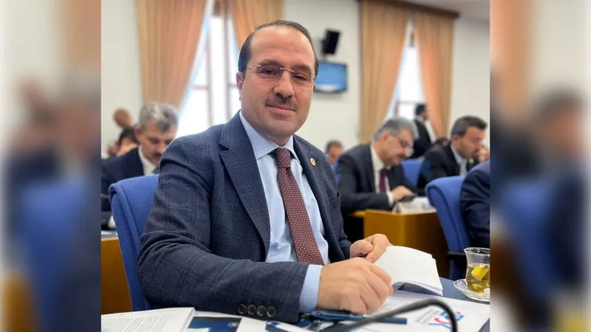 İzmir adalet yatırımlarında hız kesmiyor: Yeni Adliye Sarayları geliyor