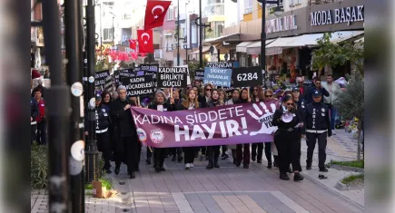 Kemalpaşalı kadınlar şiddete karşı tek ses oldu