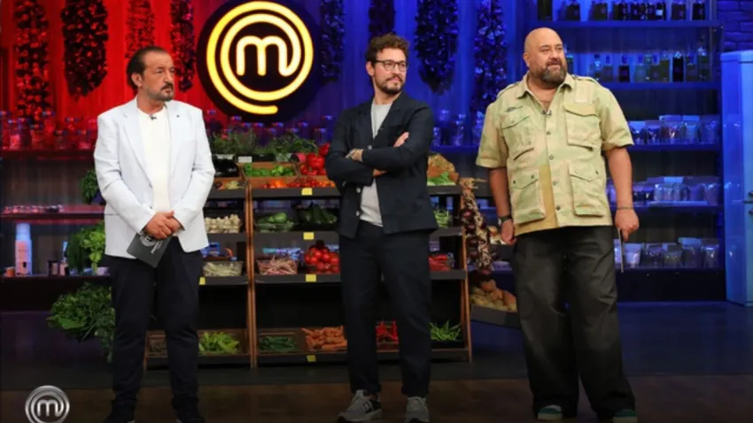 MasterChef Türkiye’de pizza düellosunu kim kazandı? Kırmızı takım mı, mavi takım mı? MasterChef’te neler yaşandı? haberinin görseli