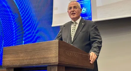 Öğmen'den, Büyükşehire barınak tepkisi; "8 aydır net bilgili alamadık"