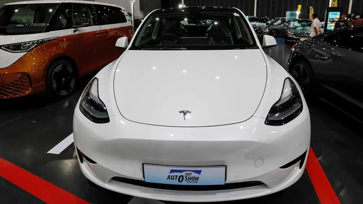 Tesla üç cephede baskı altında: Satışlar düşerken rakipler güçleniyor haberinin görseli
