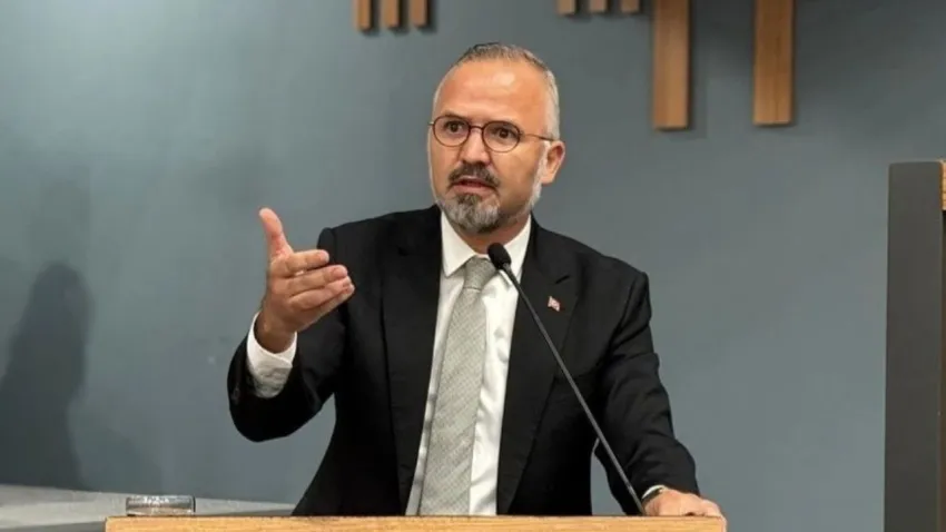 AK Partili Yıldız: Yapamadığınız bir şeyi başarı gibi sunmayın