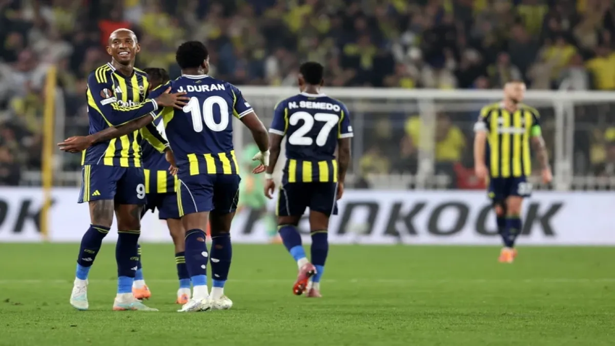 Avrupa’da büyük heyecan! Fenerbahçe geri döndü ama galibiyet gelmedi haberinin görseli