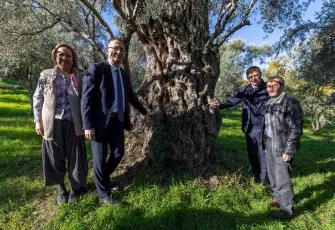 Başkan Tugay Beydağ’da kestane üreticileriyle buluştu