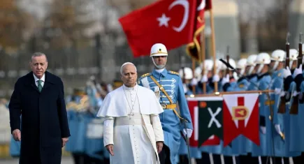 Burhanettin Duran: Cumhurbaşkanı Erdoğan-Papa görüşmesi dünya barışında dönüm noktası