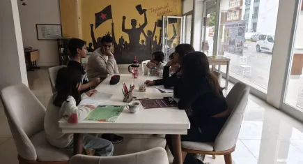 Çocuklar bu kez bakan oldu: Daha fazla bütçe istiyoruz