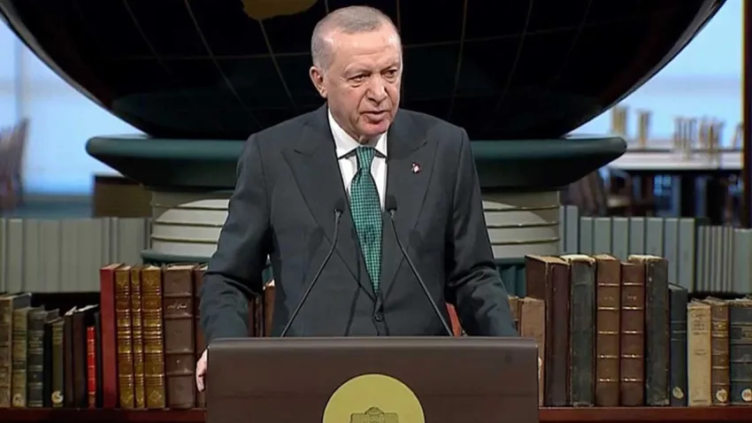 Cumhurbaşkanı Erdoğan'dan Papa Leo'ya barış vurgusu haberinin görseli