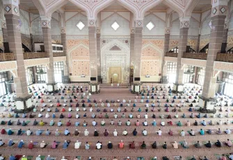 Diyanet duyurdu! Cuma namazı saati değişti mi? İşte 28 Kasım İstanbul, Ankara, İzmir Vakitleri...