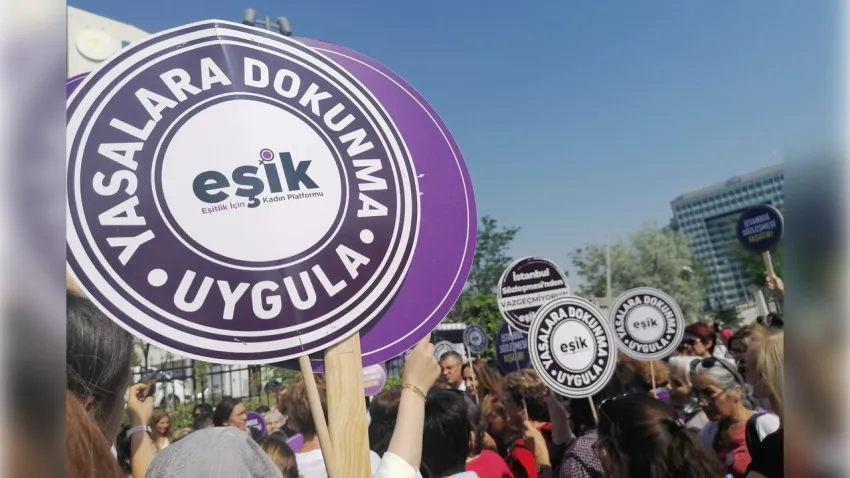 Eşitlik İçin Kadın Platformu’ndan Aile Yılı ve yeni eylem planına sert tepki haberinin görseli