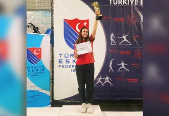 Göz Göz eskirimde göz kamaştırdı