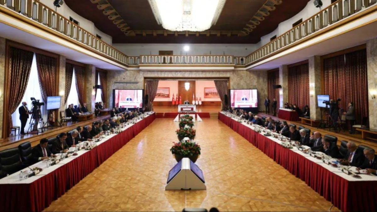 İmralı ziyareti sonrası komisyonun toplanacağı gün belli oldu haberinin görseli