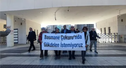 İzmirli 165 STK Basmane Çukuru'nda birleşti