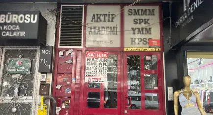 Matbaada sevgilisi tarafından başından vurularak öldürüldü