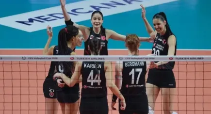 THY’den Avrupa’da kritik zafer! Menorca karşısında geri döndü, tur umutlarını yeşertti