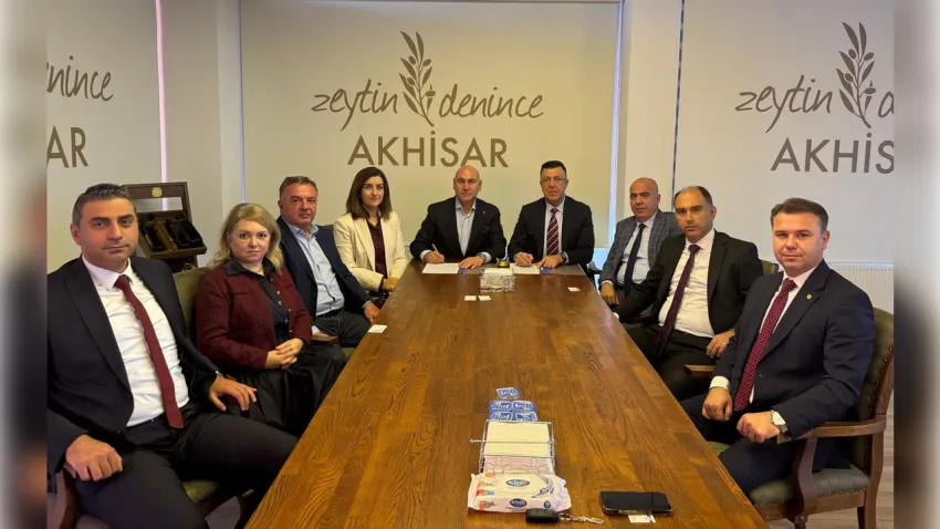 Akhisar’da zeytin sektörü için nefes kredisi: 6 ay ödemesiz 12 ay vadeli destek