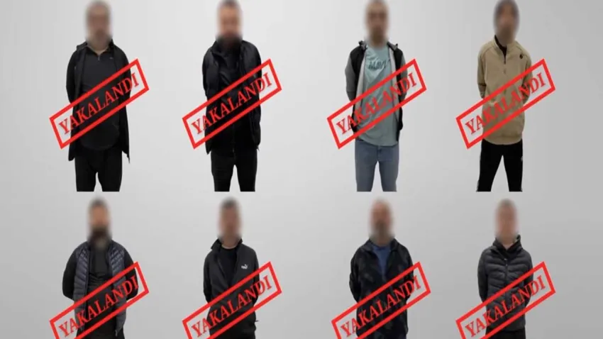 Bakan Yerlikaya duyurdu: Kırmızı bültenle aranan 5 suçlu Gürcistan'dan getirildi! haberinin görseli