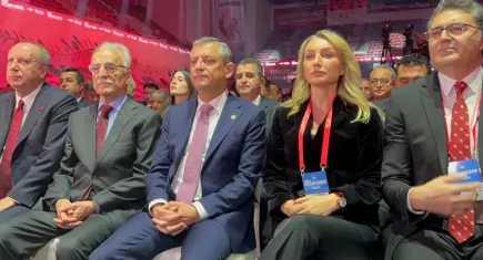 CHP'de tüzük değişiklikleri: PM 80 kişiye çıkıyor, gençlik kotası birleşiyor