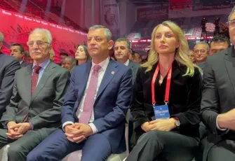 CHP'de tüzük değişiklikleri: PM 80 kişiye çıkıyor, gençlik kotası birleşiyor