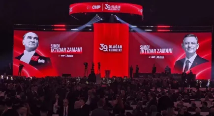 CHP'de yeni dönem: Parti programı 17 yıl sonra değişecek