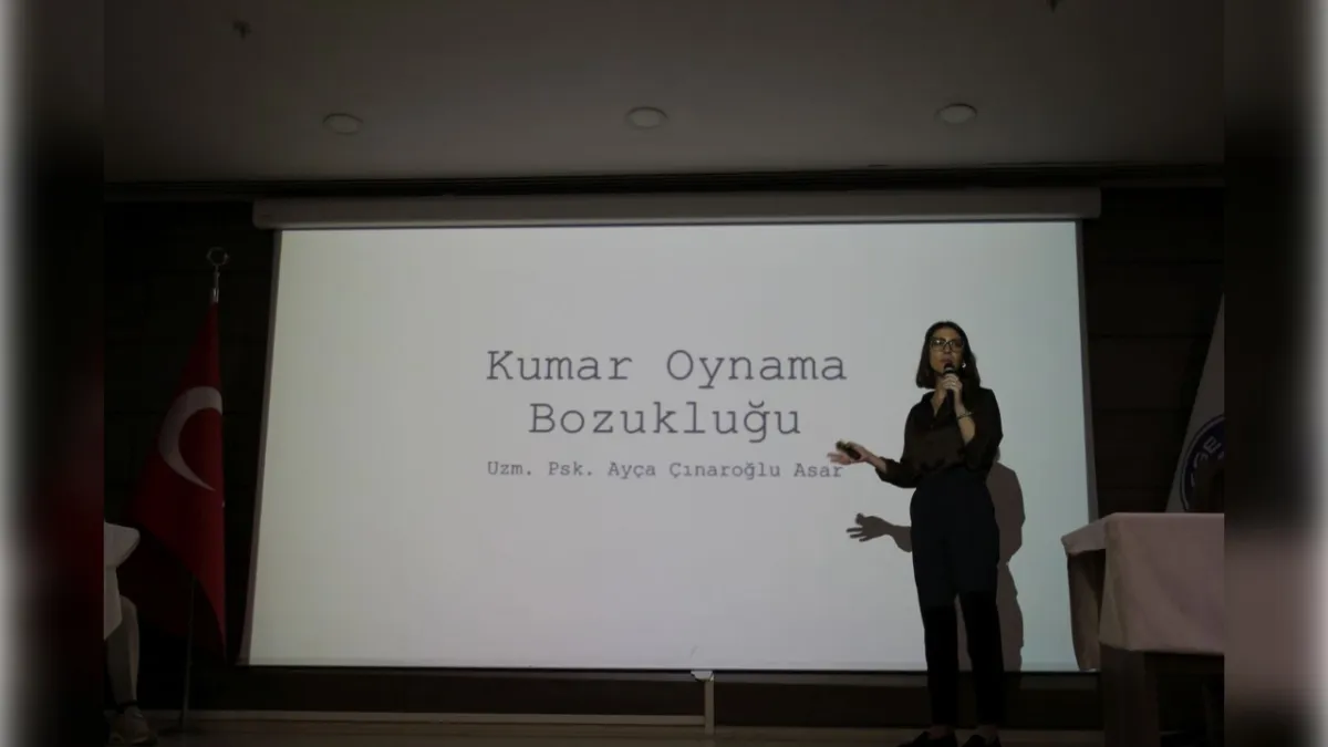 Ege Üniversitesi'nde Bağımlılık Paneli  haberinin görseli