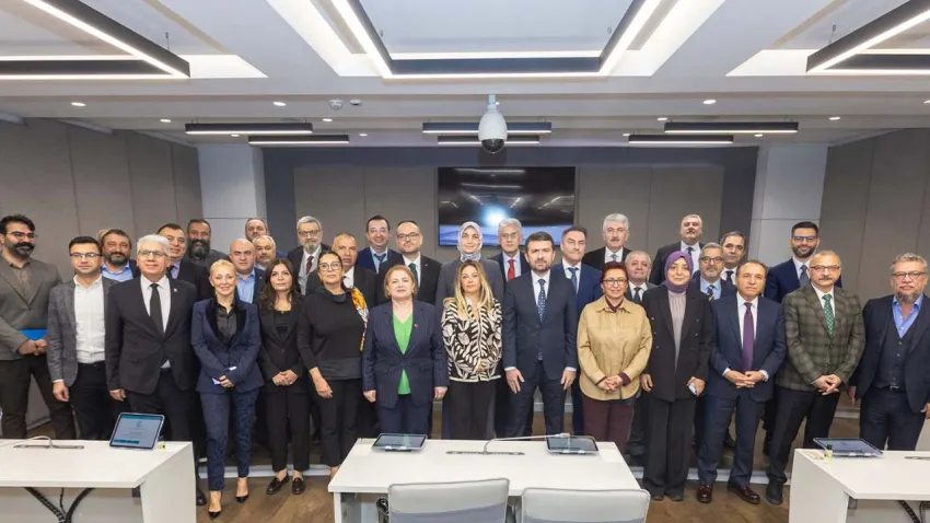 İGC Başkanı Gappi, BİK Genel Kurulunda yerel basının geleceğini değerlendirdi haberinin görseli