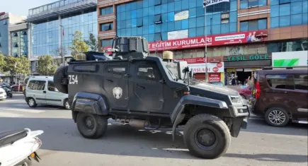 İstanbul'da bomba paniği: Otele pimi çekili halde el bombası atıldı!