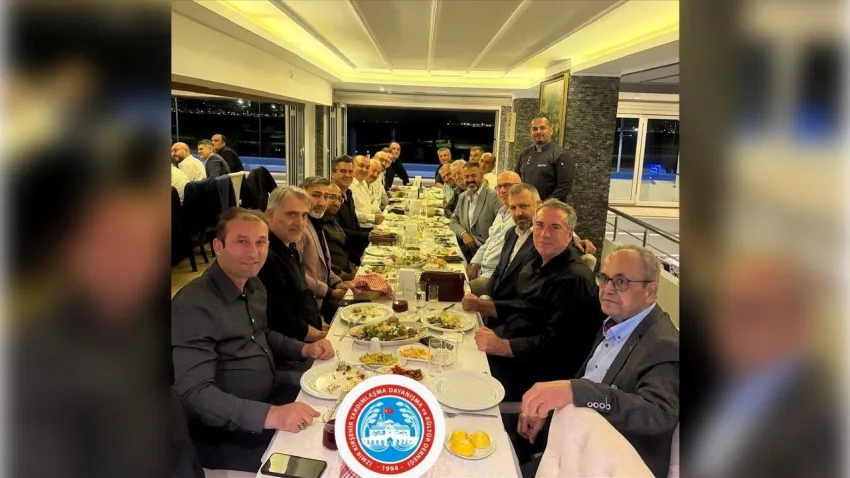 İzmir’de Kırşehirli iş insanları dayanışma yemeğinde buluştu haberinin görseli