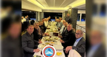 İzmir’de Kırşehirli iş insanları dayanışma yemeğinde buluştu