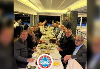 İzmir’de Kırşehirli iş insanları dayanışma yemeğinde buluştu