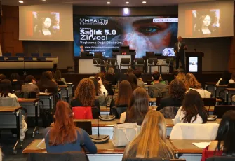 İzmir'de "Sağlık 5.0" zirvesi: Yapay zeka sağlık sistemlerinin geleceği olacak