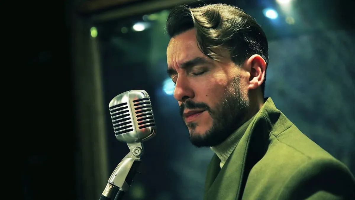 Kasım ayında İzmir’de Cem Adrian rüzgarı esecek haberinin görseli